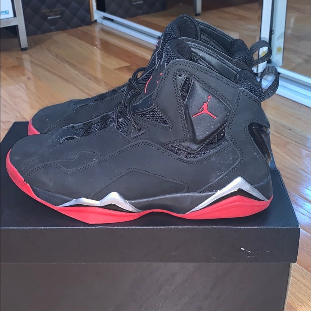 Air Jordan True Flights Red And Black Size 8